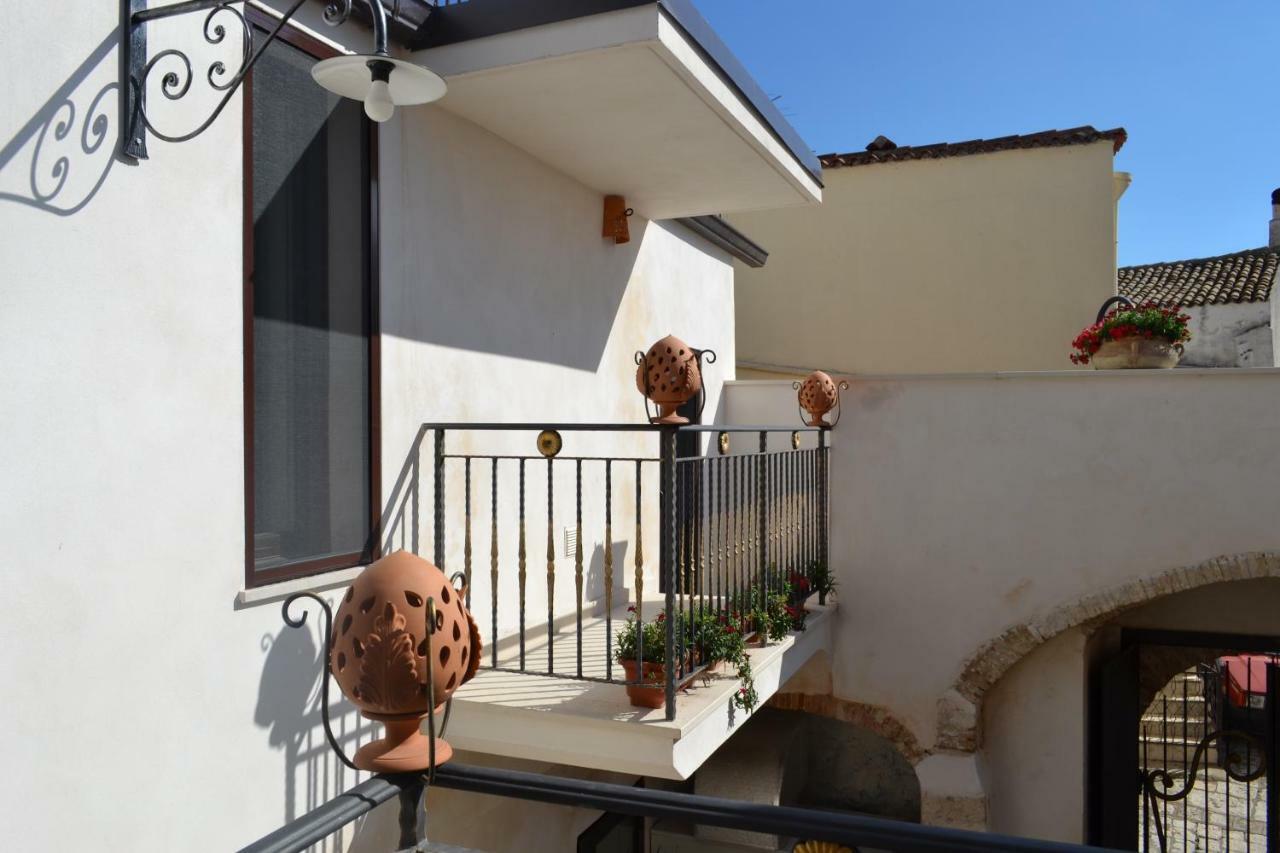 Residenza La Nivera Miglionico Kültér fotó