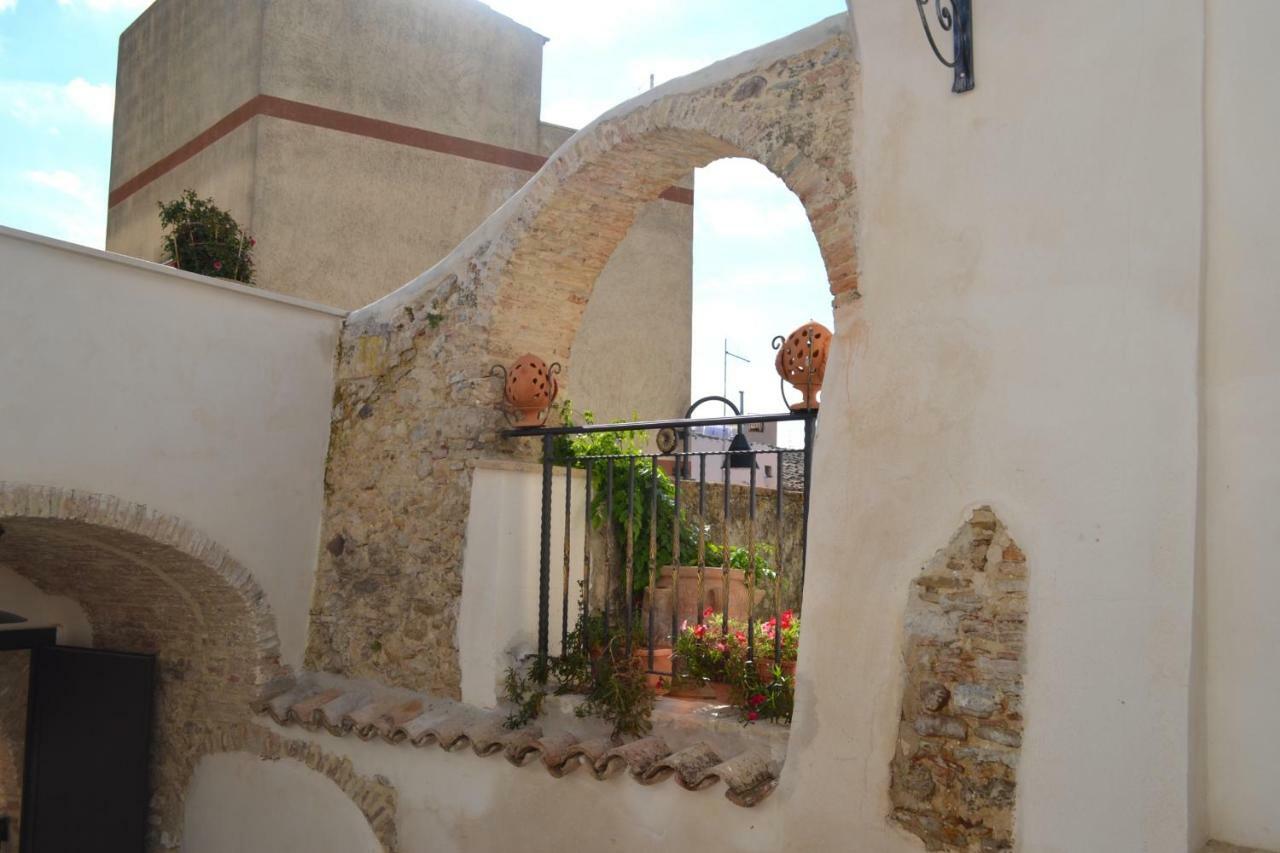 Residenza La Nivera Miglionico Kültér fotó